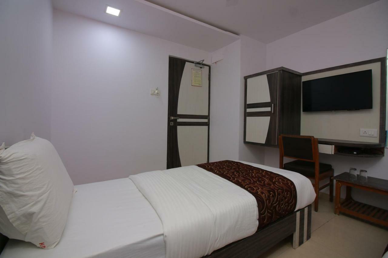 Hotel Apex Navi Mumbai Exterior photo