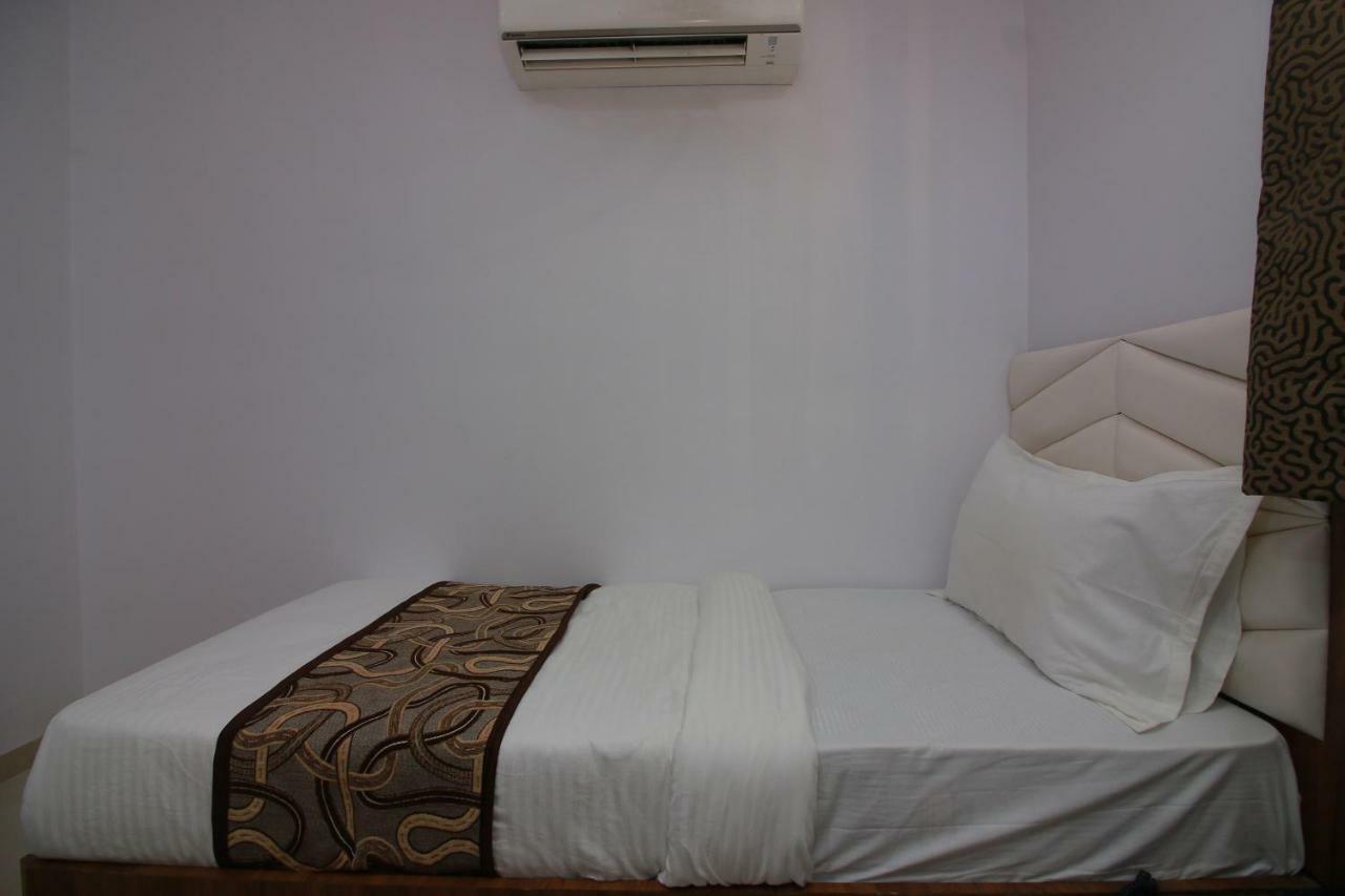 Hotel Apex Navi Mumbai Exterior photo